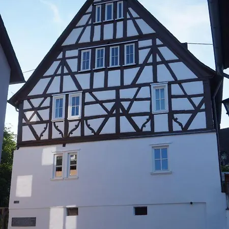Rustikale Alte Fachwerk Burg In Winden Bei Nassau *